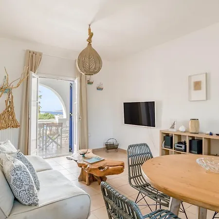 Olive & Stone Appartement Alikí